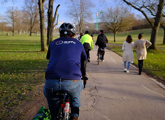 Radfahren im Park